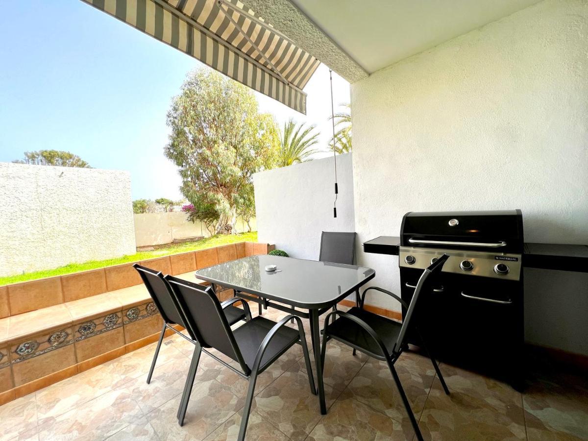 Stunning Lovely Flat With Pool And Strong Wi-Fi, 31 Arona  Exterior foto
